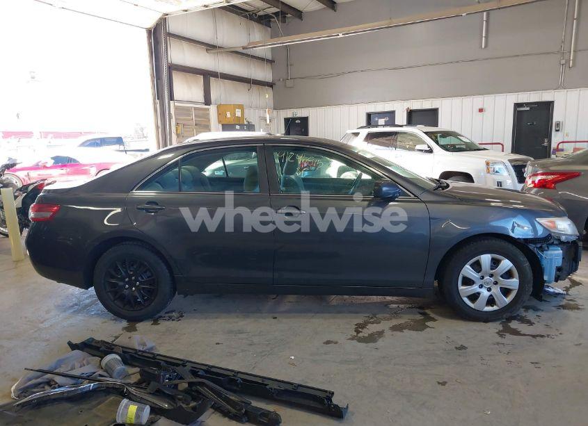 Photo 14 of 2011 Toyota Camry SE/LE/XLE (VIN 4T1BF3EK5BU162720)