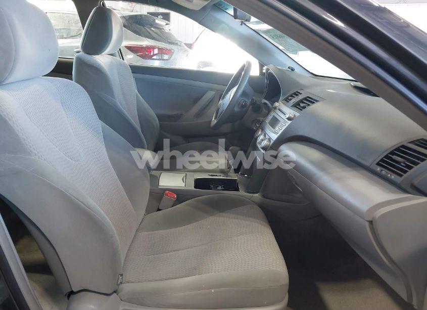 Photo 5 of 2011 Toyota Camry SE/LE/XLE (VIN 4T1BF3EK5BU162720)