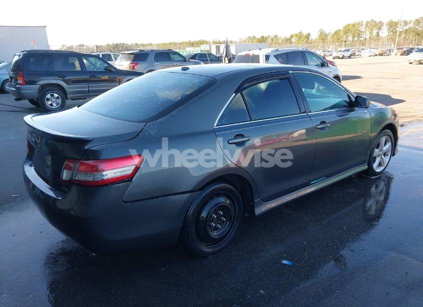 Photo 4 of 2011 Toyota Camry SE (VIN 4T1BF3EK5BU167738)