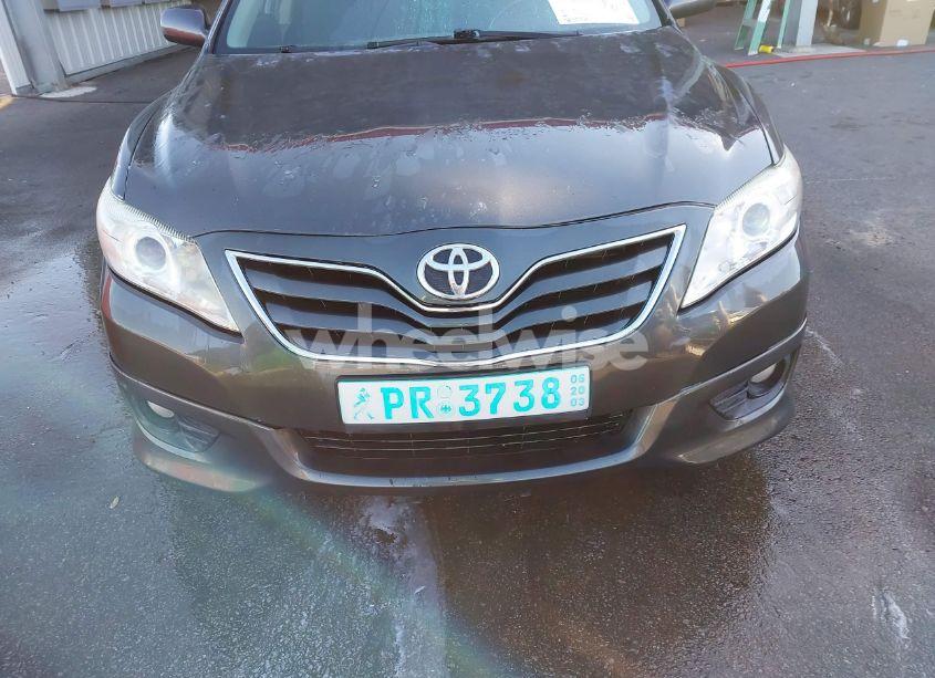 Photo 6 of 2011 Toyota Camry SE (VIN 4T1BF3EK5BU167738)