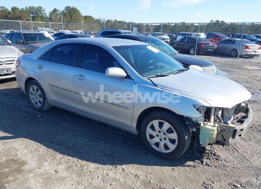 2011 Toyota Camry (VIN 4T1BF3EK5BU178111) main photo