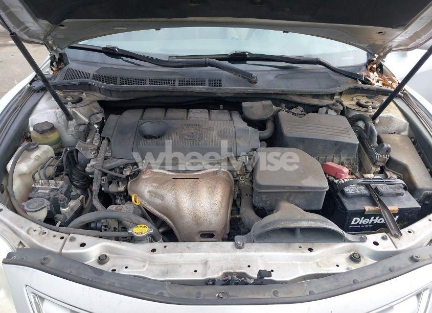 Photo 10 of 2011 Toyota Camry LE (VIN 4T1BF3EK5BU183888)