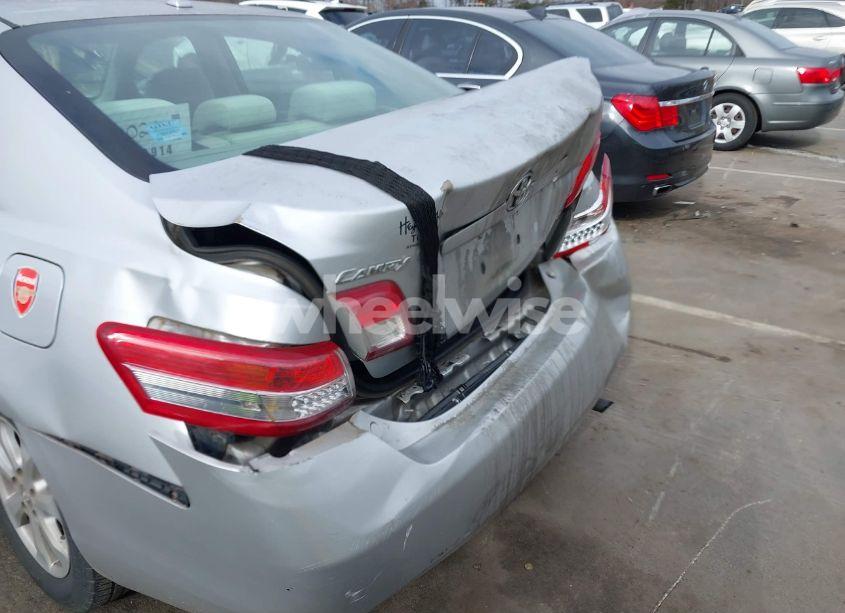 Photo 12 of 2011 Toyota Camry LE (VIN 4T1BF3EK5BU183888)