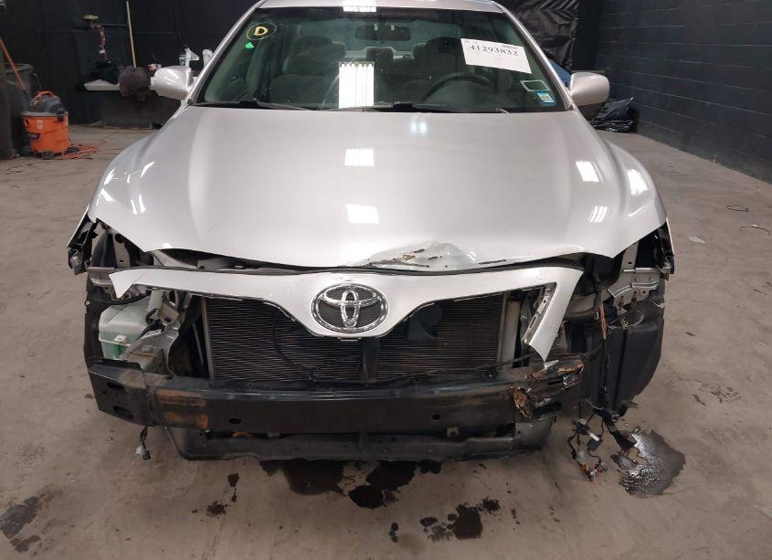 Photo 6 of 2011 Toyota Camry LE (VIN 4T1BF3EK5BU186371)