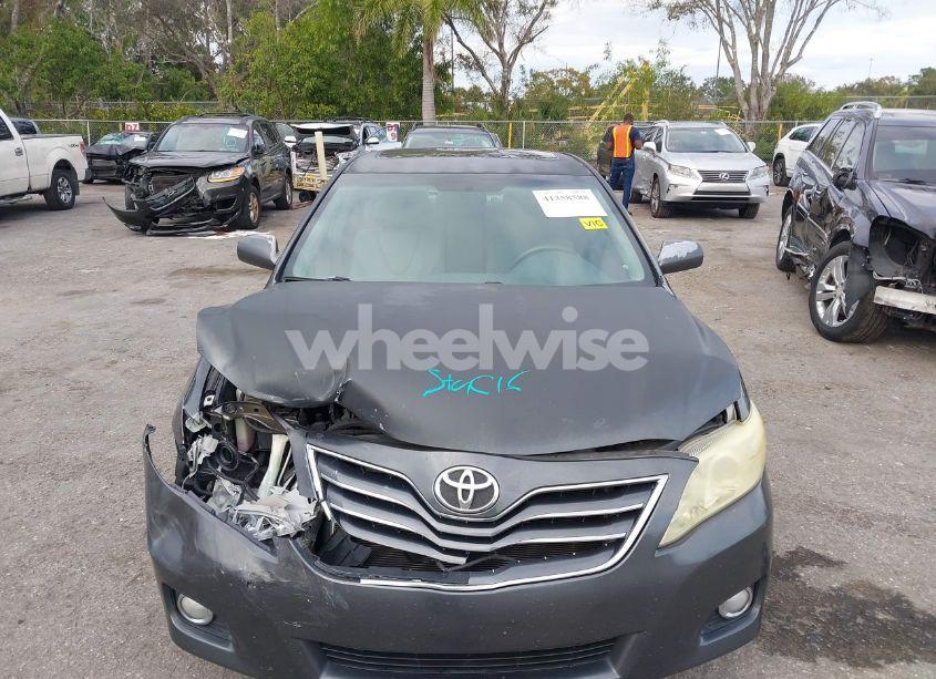 Photo 12 of 2011 Toyota Camry XLE (VIN 4T1BF3EK5BU199735)