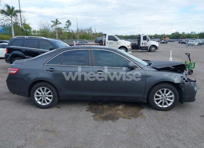 Photo 13 of 2011 Toyota Camry XLE (VIN 4T1BF3EK5BU199735)