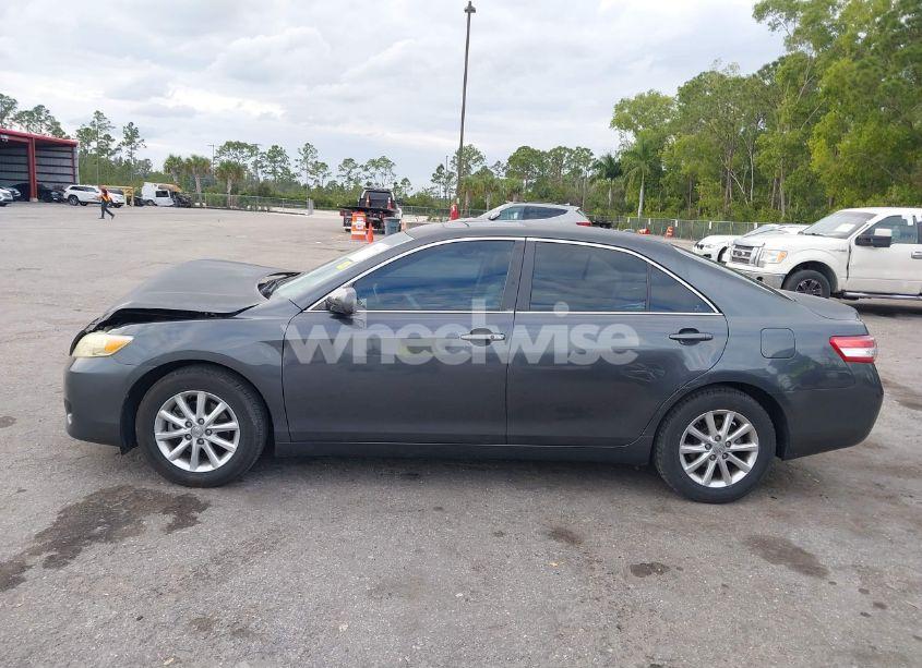 Photo 14 of 2011 Toyota Camry XLE (VIN 4T1BF3EK5BU199735)