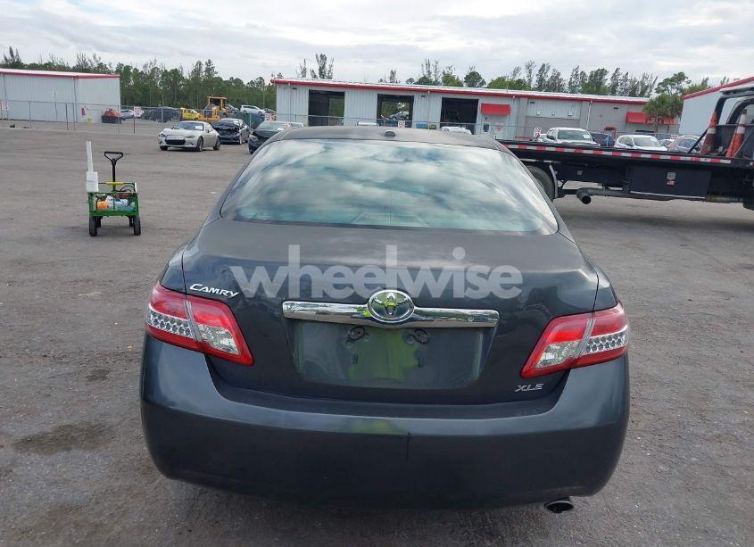 Photo 16 of 2011 Toyota Camry XLE (VIN 4T1BF3EK5BU199735)