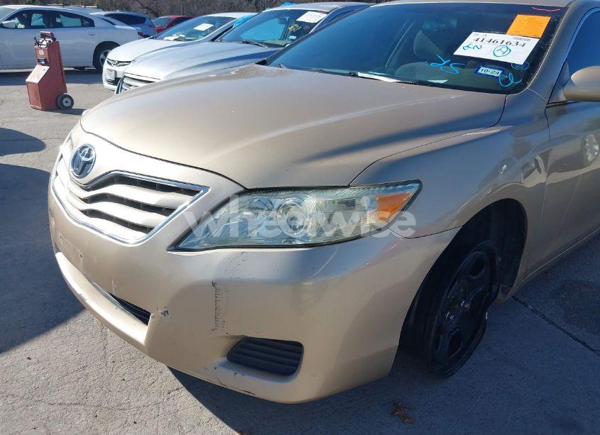 Photo 6 of 2011 Toyota Camry LE (VIN 4T1BF3EK5BU216498)