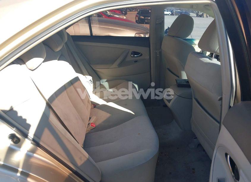 Photo 8 of 2011 Toyota Camry LE (VIN 4T1BF3EK5BU216498)