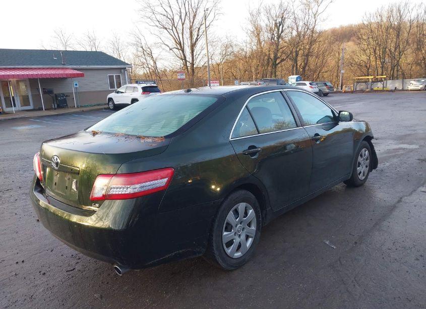 Photo 4 of 2011 Toyota Camry LE (VIN 4T1BF3EK5BU582204)