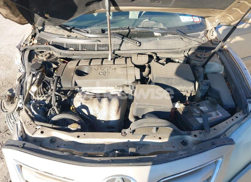 Photo 10 of 2011 Toyota Camry LE (VIN 4T1BF3EK5BU584082)