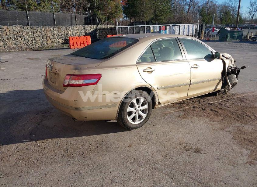 Photo 4 of 2011 Toyota Camry LE (VIN 4T1BF3EK5BU584082)