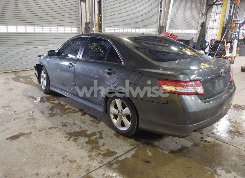 Photo 3 of 2011 Toyota Camry SE (VIN 4T1BF3EK5BU610423)
