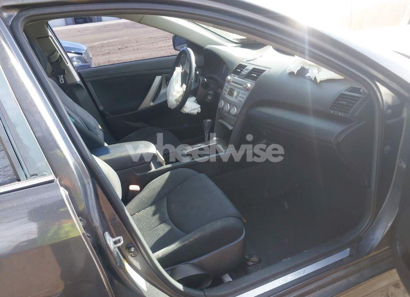 Photo 5 of 2011 Toyota Camry SE (VIN 4T1BF3EK5BU611023)