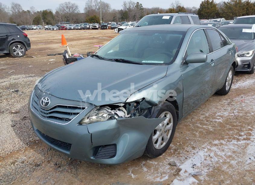 Photo 2 of 2011 Toyota Camry LE (VIN 4T1BF3EK5BU619574)