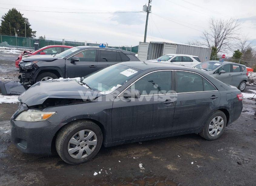 Photo 14 of 2011 Toyota Camry LE (VIN 4T1BF3EK5BU630767)