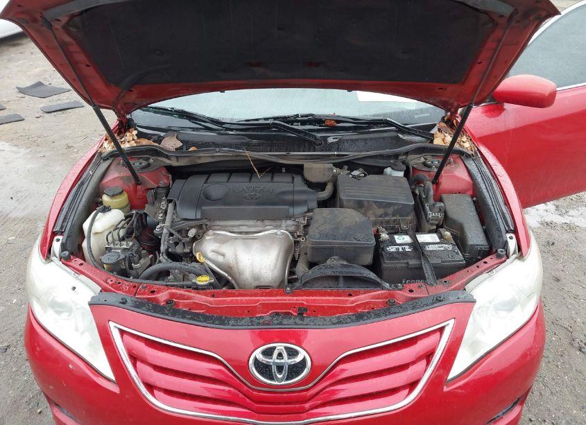 Photo 10 of 2011 Toyota Camry LE (VIN 4T1BF3EK5BU633457)