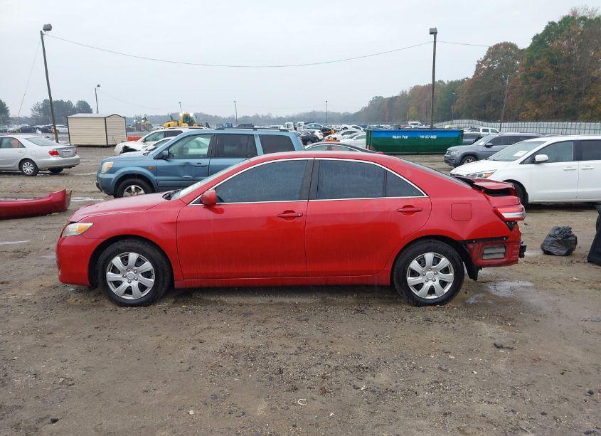 Photo 15 of 2011 Toyota Camry LE (VIN 4T1BF3EK5BU633457)