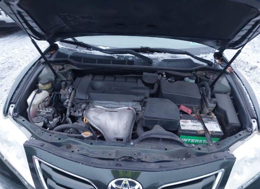 Photo 10 of 2011 Toyota Camry LE (VIN 4T1BF3EK5BU635032)