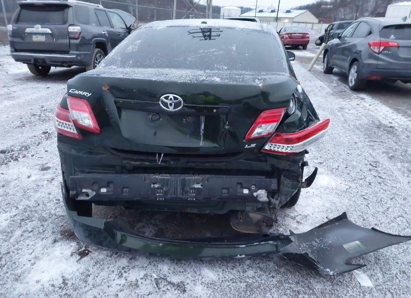 Photo 6 of 2011 Toyota Camry LE (VIN 4T1BF3EK5BU635032)