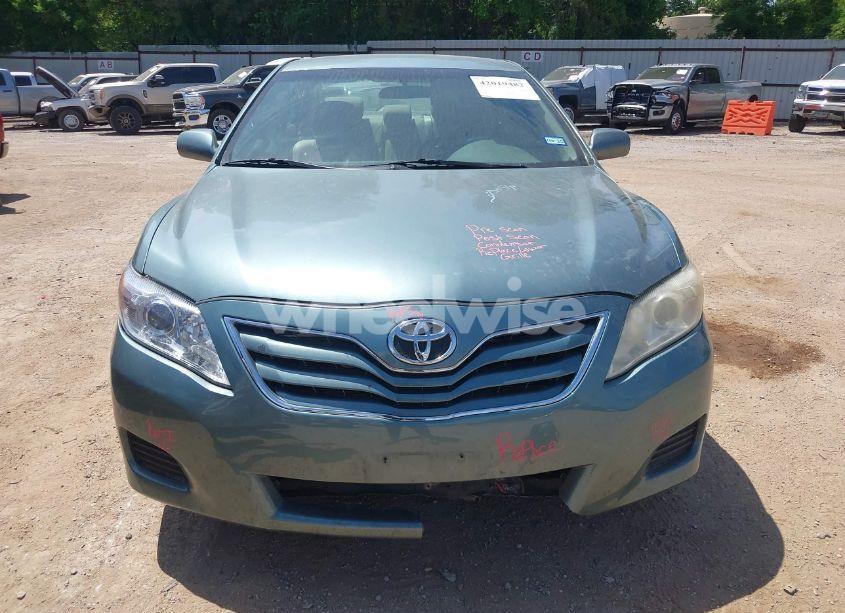 Photo 6 of 2011 Toyota Camry LE (VIN 4T1BF3EK5BU645978)