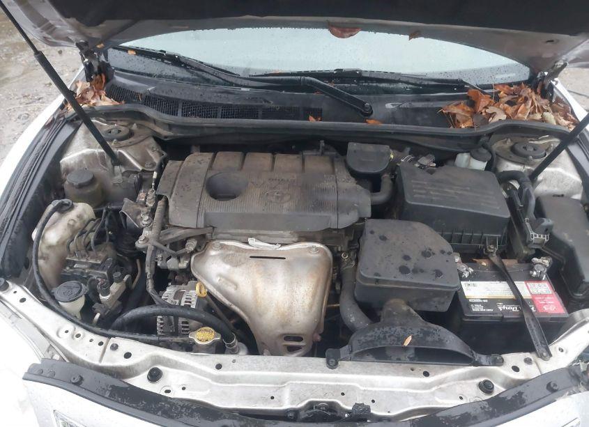 Photo 10 of 2011 Toyota Camry LE (VIN 4T1BF3EK5BU664711)