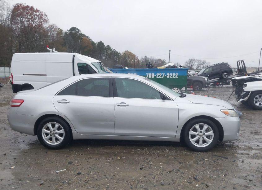 Photo 13 of 2011 Toyota Camry LE (VIN 4T1BF3EK5BU664711)