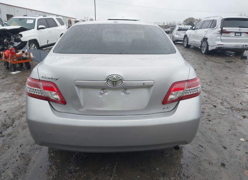 Photo 16 of 2011 Toyota Camry LE (VIN 4T1BF3EK5BU664711)