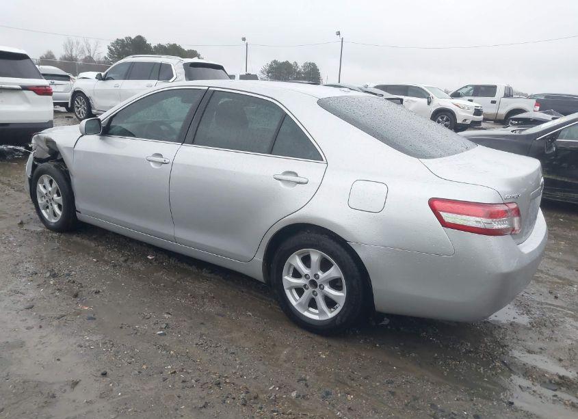 Photo 3 of 2011 Toyota Camry LE (VIN 4T1BF3EK5BU664711)