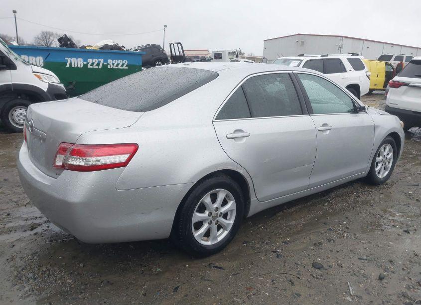 Photo 4 of 2011 Toyota Camry LE (VIN 4T1BF3EK5BU664711)