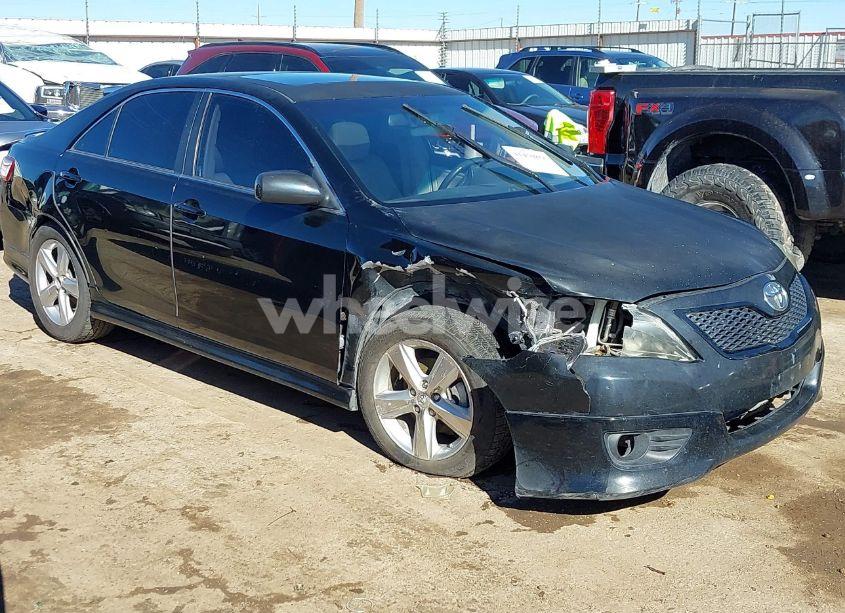 2011 Toyota Camry SE (VIN 4T1BF3EK5BU699698) main photo