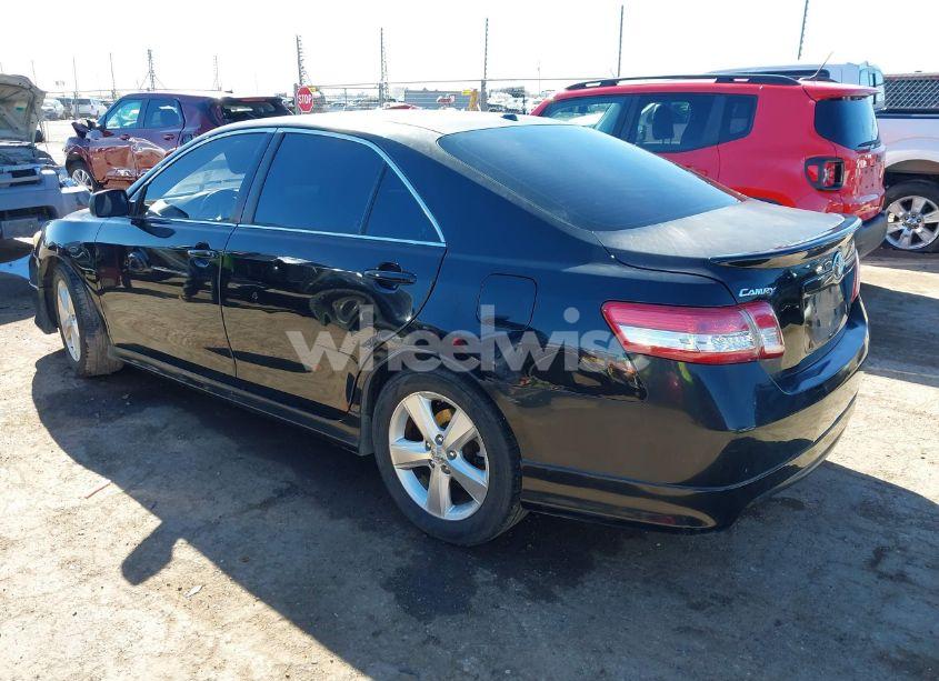 Photo 3 of 2011 Toyota Camry SE (VIN 4T1BF3EK5BU699698)