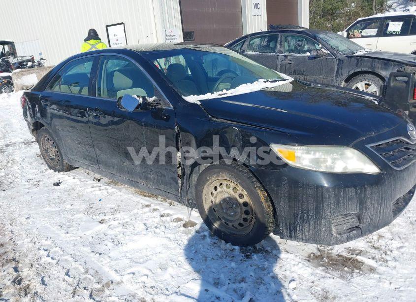 Photo 6 of 2011 Toyota Camry (VIN 4T1BF3EK5BU702907)