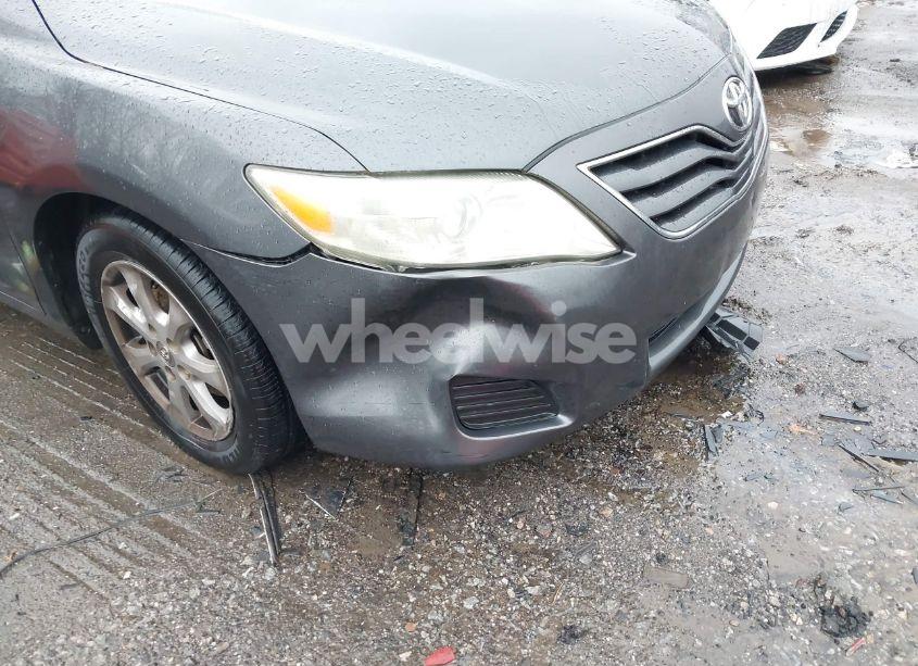 Photo 6 of 2011 Toyota Camry LE (VIN 4T1BF3EK5BU705595)