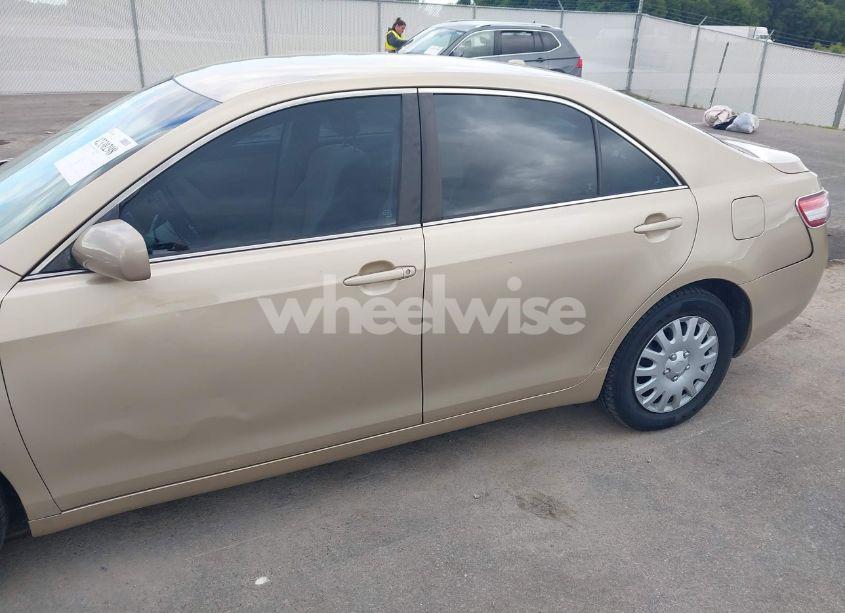 Photo 13 of 2011 Toyota Camry (VIN 4T1BF3EK5BU707637)