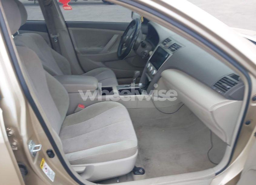 Photo 5 of 2011 Toyota Camry (VIN 4T1BF3EK5BU707637)