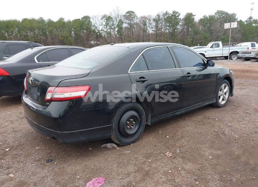 Photo 4 of 2011 Toyota Camry SE (VIN 4T1BF3EK5BU708710)