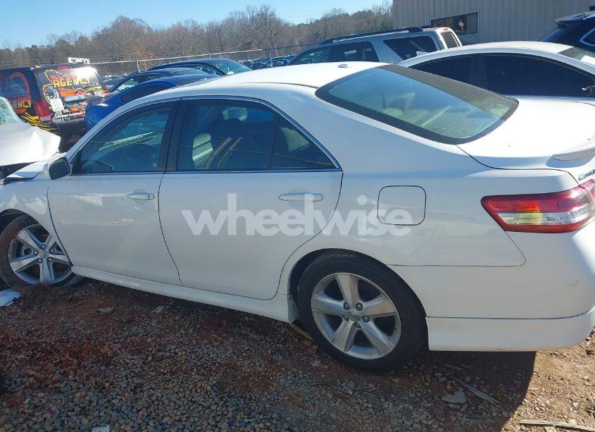 Photo 13 of 2011 Toyota Camry SE (VIN 4T1BF3EK5BU714569)