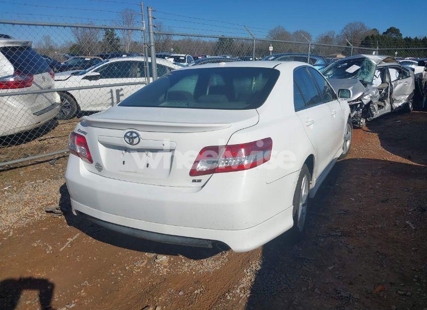 Photo 4 of 2011 Toyota Camry SE (VIN 4T1BF3EK5BU714569)