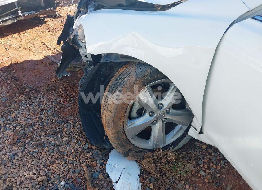 Photo 6 of 2011 Toyota Camry SE (VIN 4T1BF3EK5BU714569)