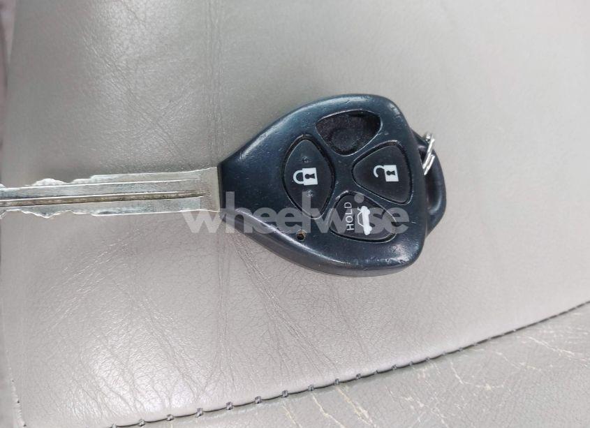 Photo 11 of 2011 Toyota Camry XLE (VIN 4T1BF3EK5BU725278)