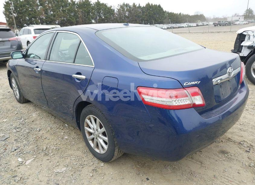Photo 3 of 2011 Toyota Camry XLE (VIN 4T1BF3EK5BU725278)