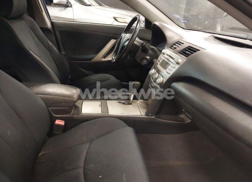 Photo 5 of 2011 Toyota Camry SE (VIN 4T1BF3EK5BU739875)