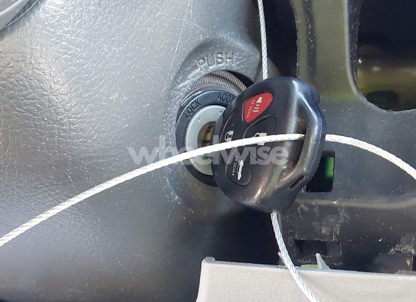 Photo 11 of 2011 Toyota Camry LE (VIN 4T1BF3EK5BU755395)