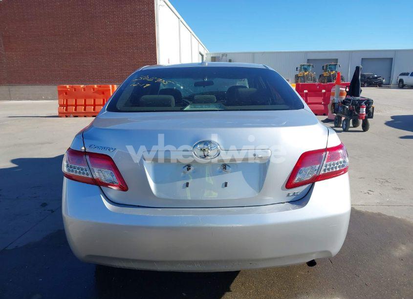 Photo 17 of 2011 Toyota Camry LE (VIN 4T1BF3EK5BU755395)