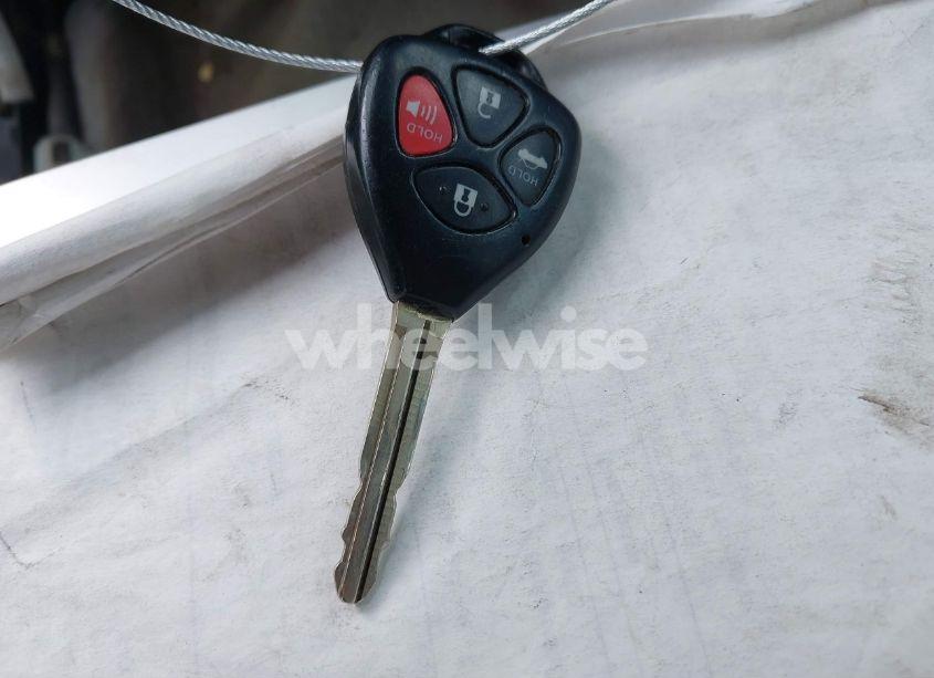 Photo 11 of 2011 Toyota Camry LE (VIN 4T1BF3EK5BU758068)