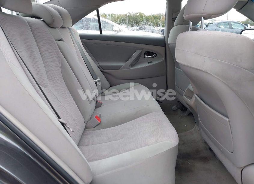 Photo 8 of 2011 Toyota Camry LE (VIN 4T1BF3EK5BU758068)