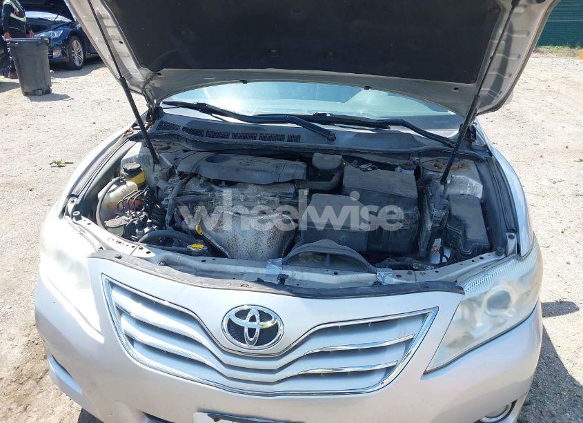 Photo 10 of 2011 Toyota Camry XLE (VIN 4T1BF3EK5BU762931)