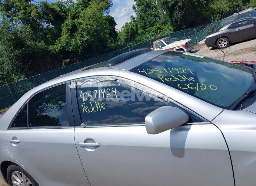 Photo 13 of 2011 Toyota Camry XLE (VIN 4T1BF3EK5BU762931)